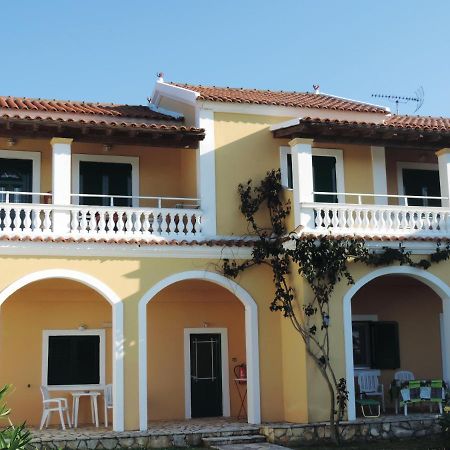 Apartments Peli-Maria Agios Stefanos Avliotes  Extérieur photo
